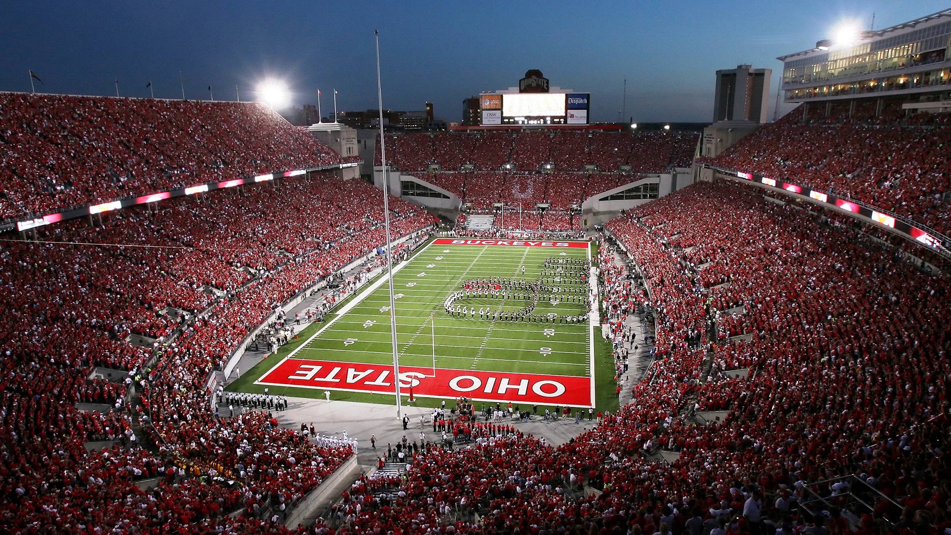 星空体育下载-体育竞技场面激烈刺激，球迷心情澎湃，竞技体育的残酷的句子