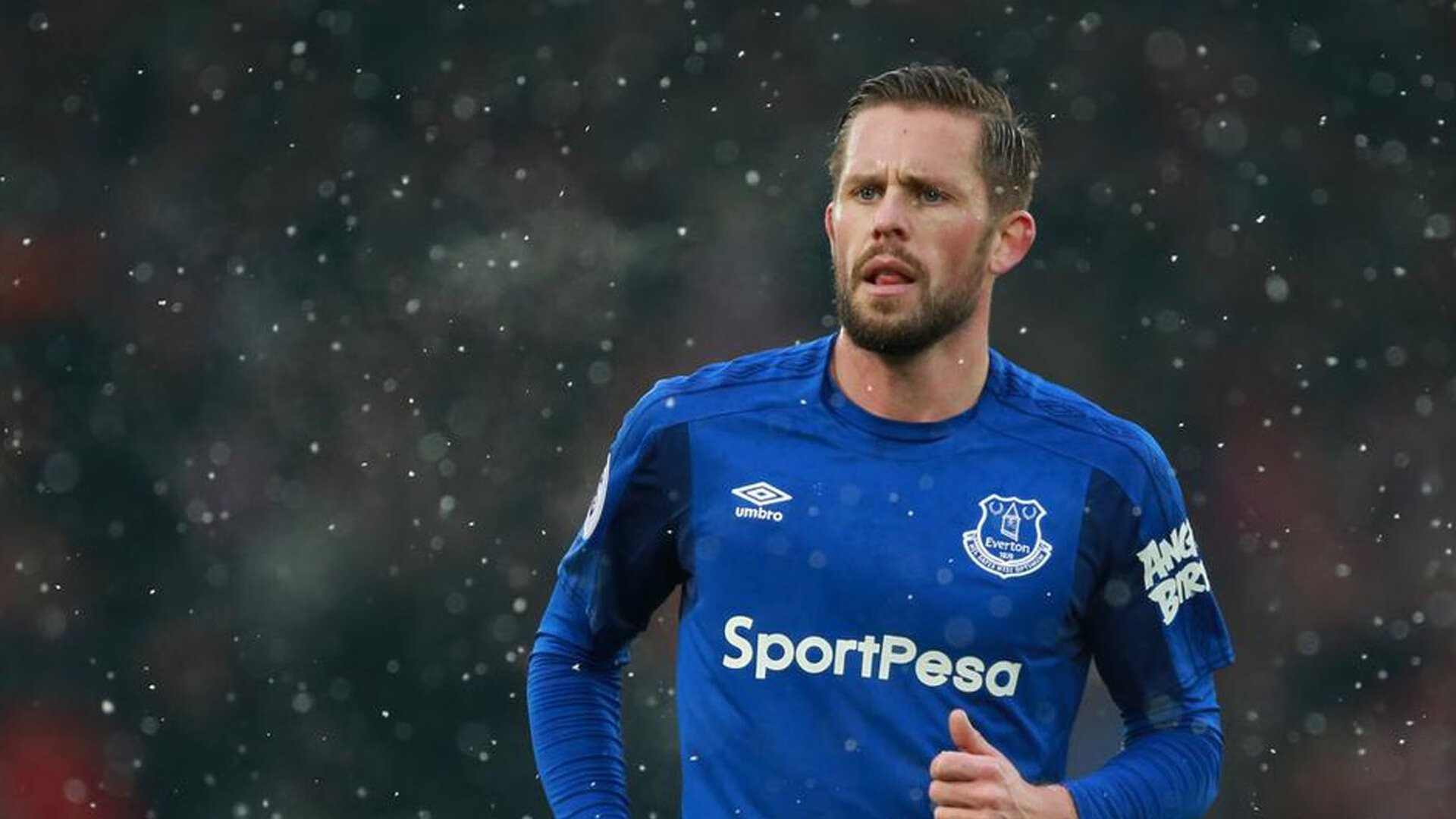 starsky sports直播-华沙主场胜球，险些保级形势一喜一愁，华沙足球