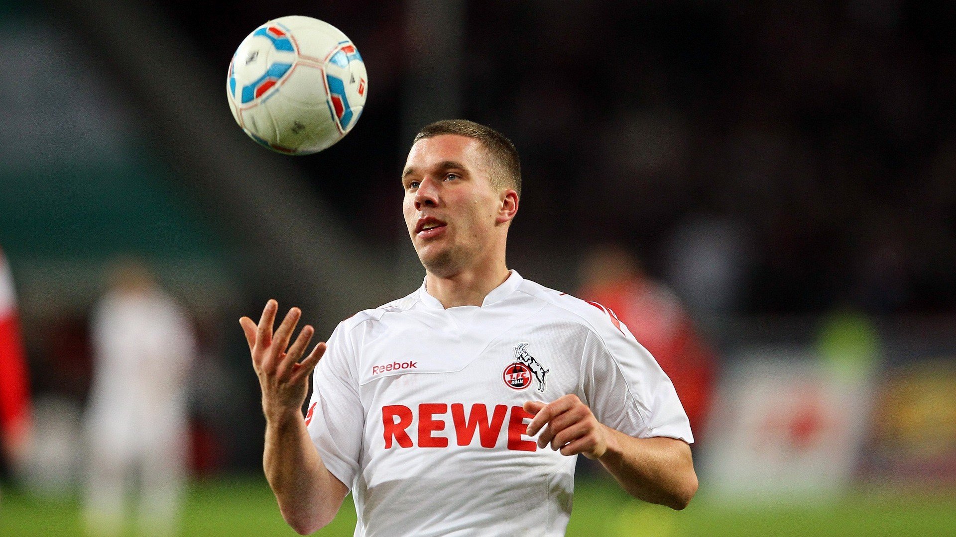 星空体育在线官网-河床季后赛席位有望稳固，河床今天比赛结果