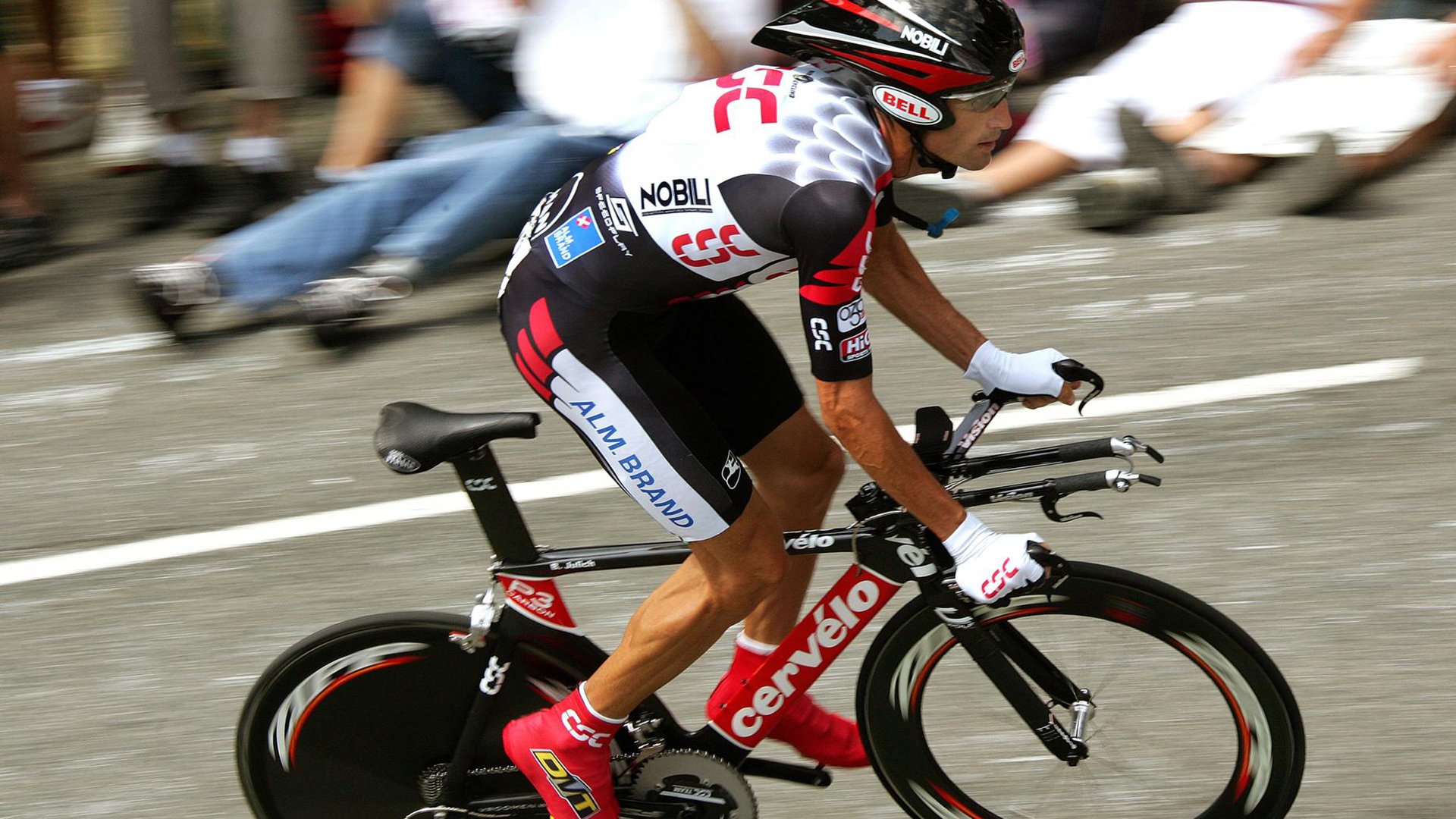 萨默·麦金托什突破极限展现冠军潜质,麦提托合提·萨塔尔